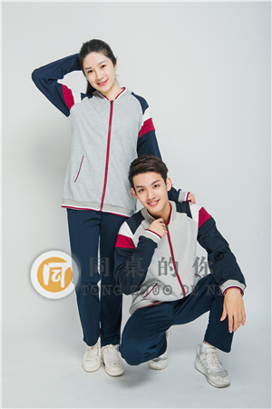 初中生冬季運(yùn)動(dòng)校服定做多少錢