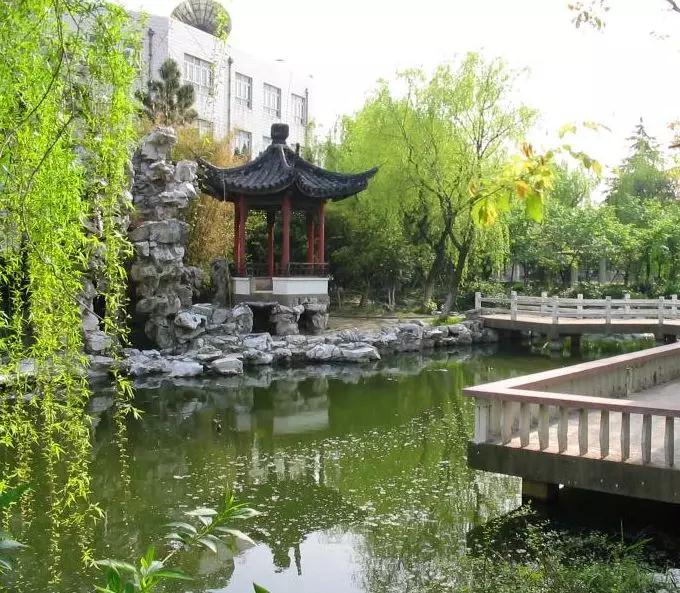 同桌的你與你一路同行——江陰市初級(jí)中學(xué)校服 同桌的你與你一路同行——江陰市初級(jí)中學(xué)校服