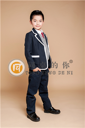 鎮(zhèn)江市小學生校服批發(fā)報價