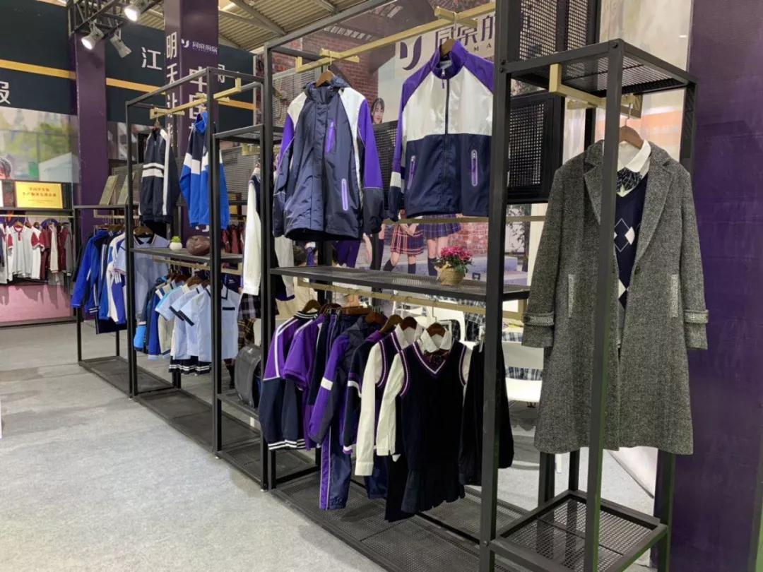 西北教育展Day1 | 王富會長親臨同桌的你校服指導(dǎo)