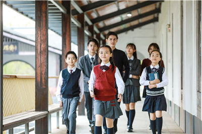 定做秋季幼兒園園服有哪些面料？