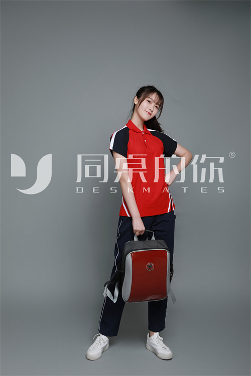 中國(guó)校服