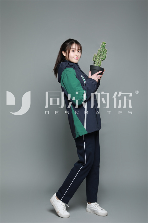 實驗小學的校服