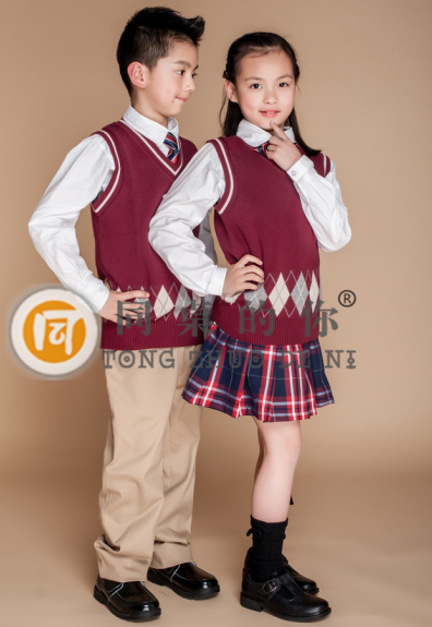 小學校服廓形與結構的關系