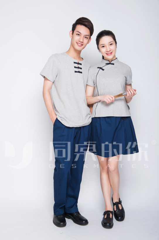 純棉的定制校服清洗后能手動擰干嗎