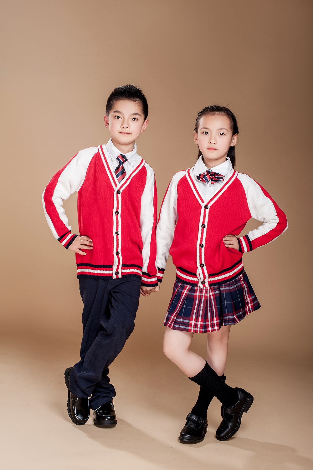 幼兒園校服的校服顏色搭配是怎么樣的？