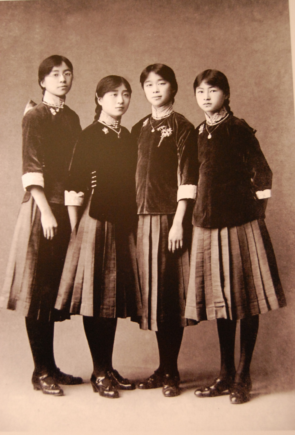 校服發(fā)展史