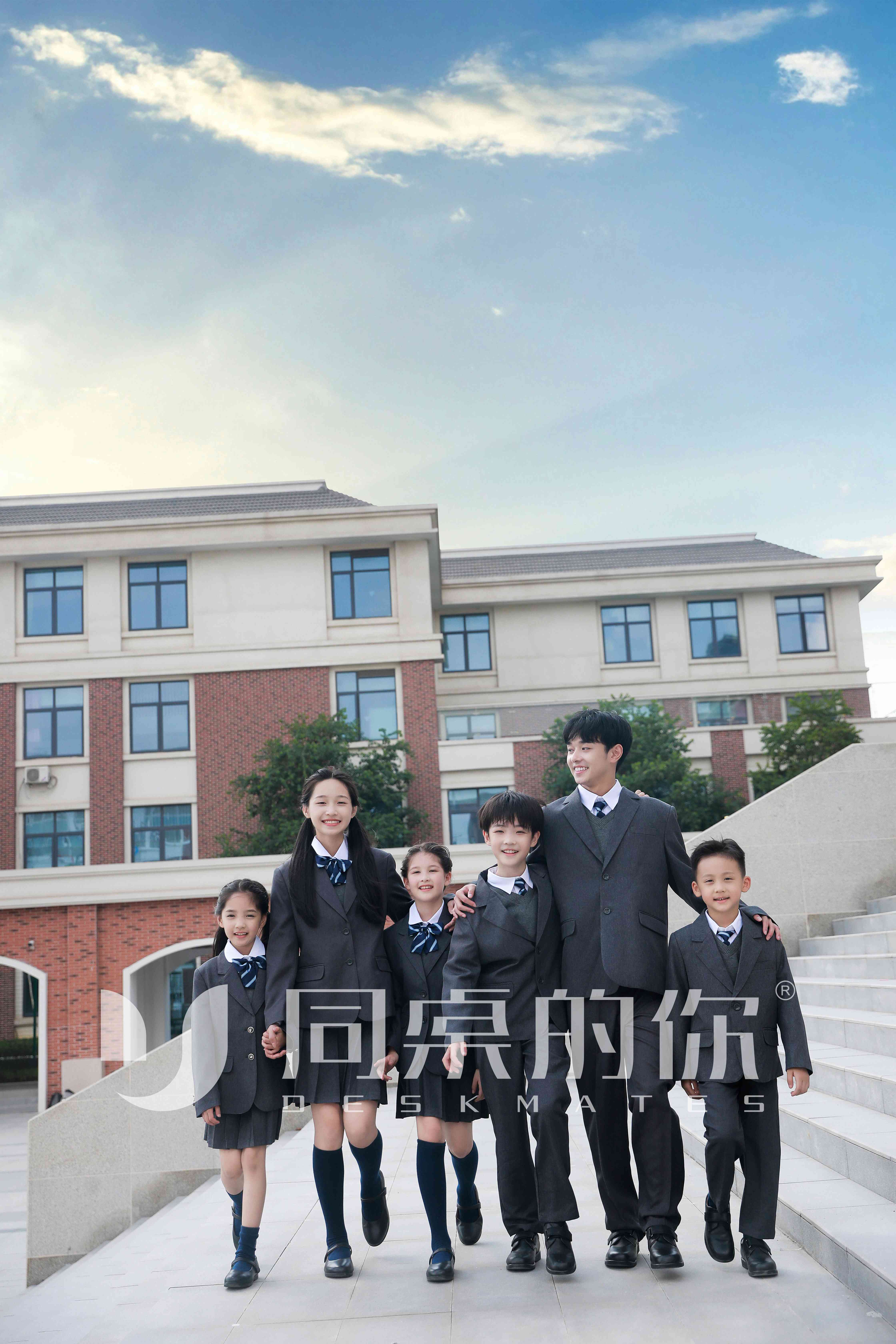 制式校服除了好看以外還有有什么優(yōu)點？——同桌的你校服
