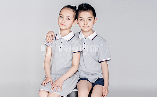 夏季新款小學校服定制，如何選擇面料與款式?
