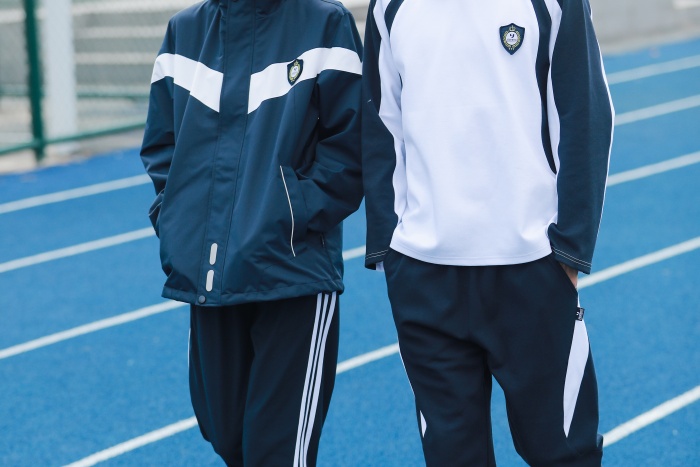 中小學(xué)生校服定制廠家