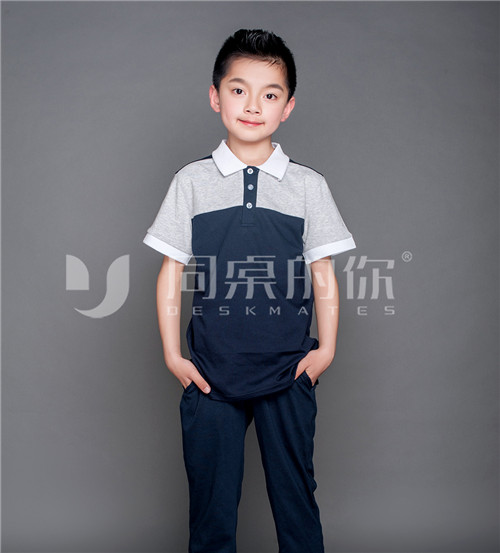 夏季翻領(lǐng)拼色運動裝